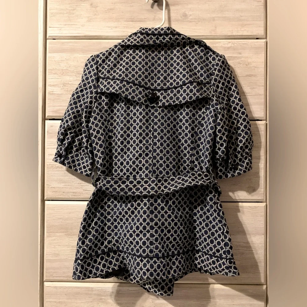 Francesca’s Closet Jacket with Tie - Picture 4 of 4